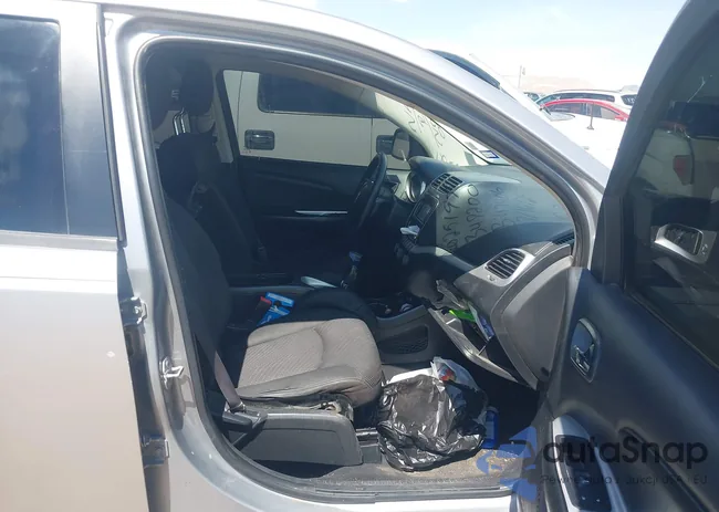 3C4PDCBG5GT122901: 42935270