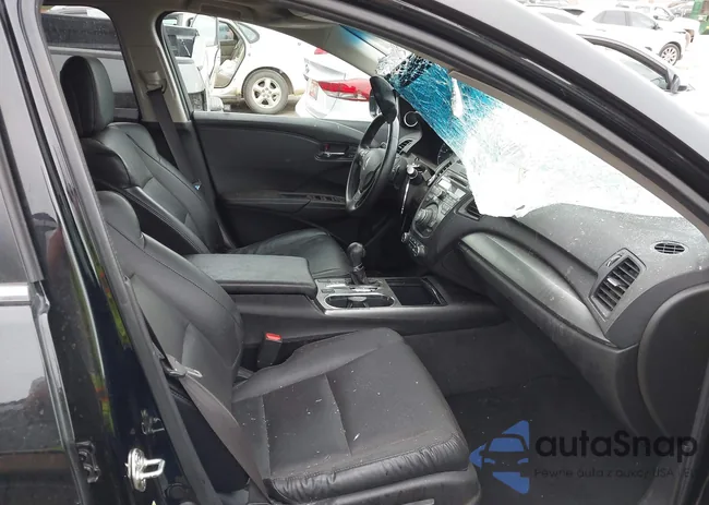 5J8TB3H58EL005267: 42936683