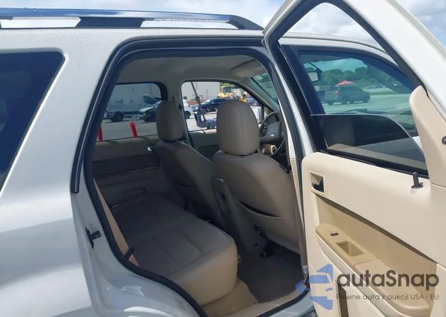 1FMCU0E71CKC36930: 42936698