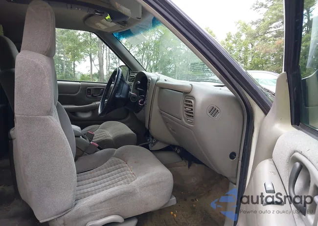 1GNDT13W22K156697: 42936712