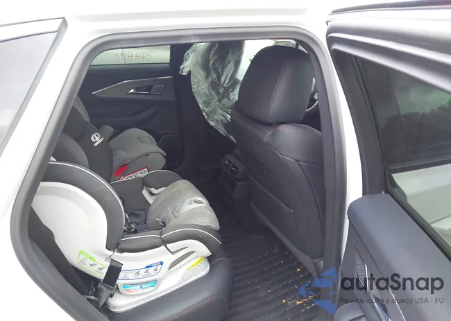 4W5KHNRL4RZ501836: 42936901