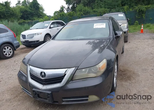 JH4KB26649C000975: 42936904