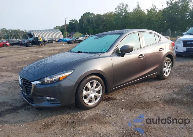 3MZBN1U75JM217465: 42937053