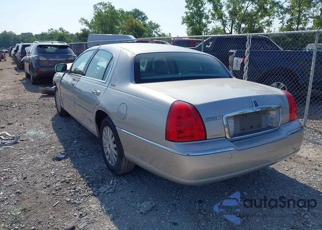 1LNHM81W94Y682713: 42937168