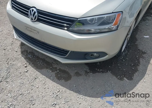 3VWLX7AJ1BM307361: 42936377