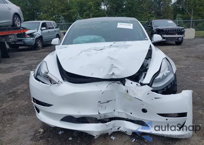 5YJ3E1EB7JF115583: 42936396