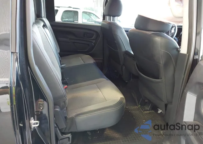 1N6AA1EK8HN515339: 42936404