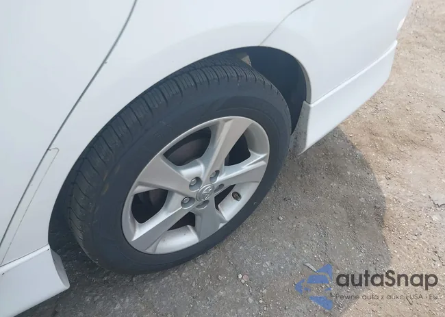 2T1BU4EE8CC759790: 42936412