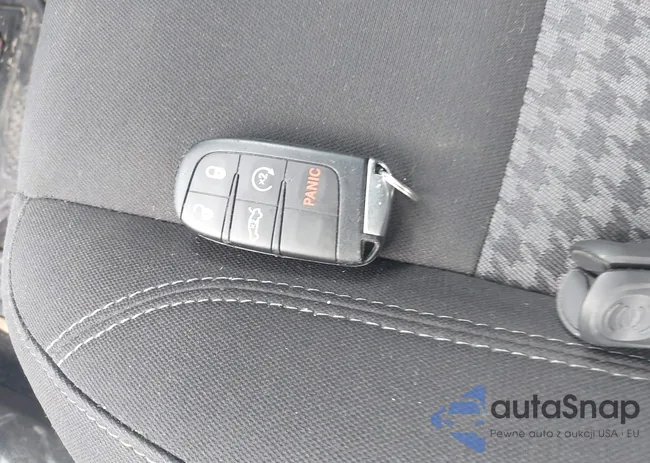 2C3CDXBG9PH674856: 42936557