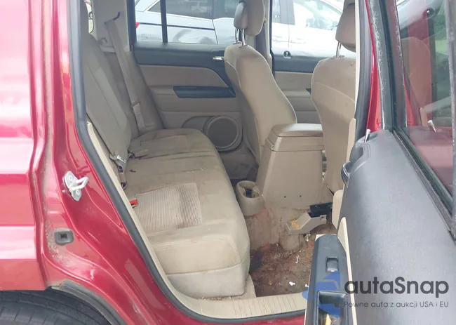 1C4NJPBB8ED726666: 42936581