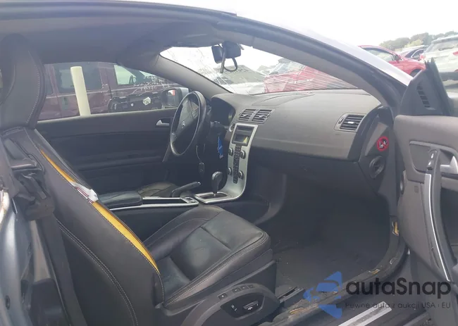 YV1672MCXBJ118831: 42937871