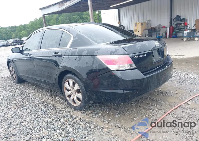 1HGCP2F88AA138920: 42938156