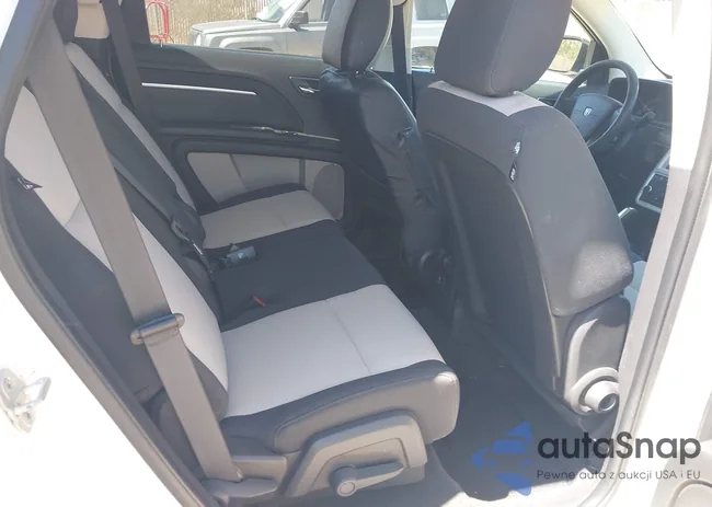 3D4GH57VX9T594749: 42938171