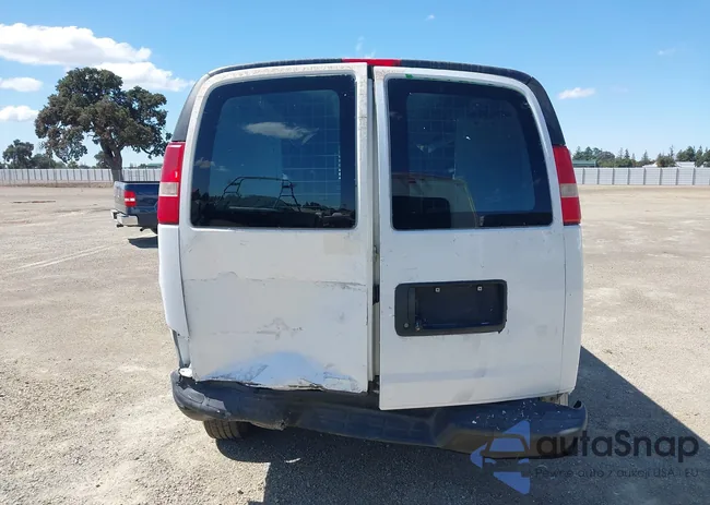 1GCWGGCF9F1163845: 42938192