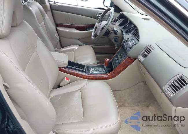 19UUA568X2A008906: 42937241