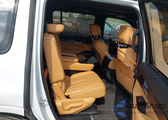 1C4SJVGP8RS113914: 42937313