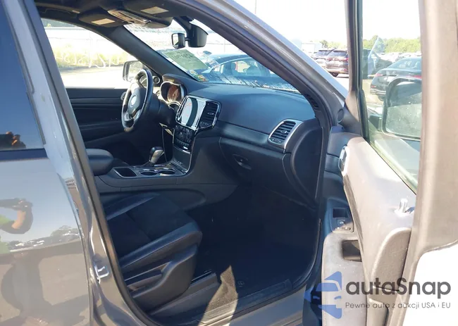 1C4RJFAG8LC299047: 42937341