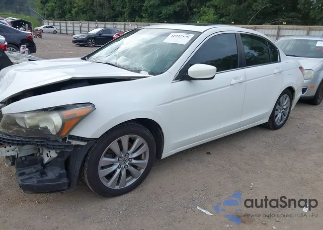 1HGCP2F81CA093662: 42937379