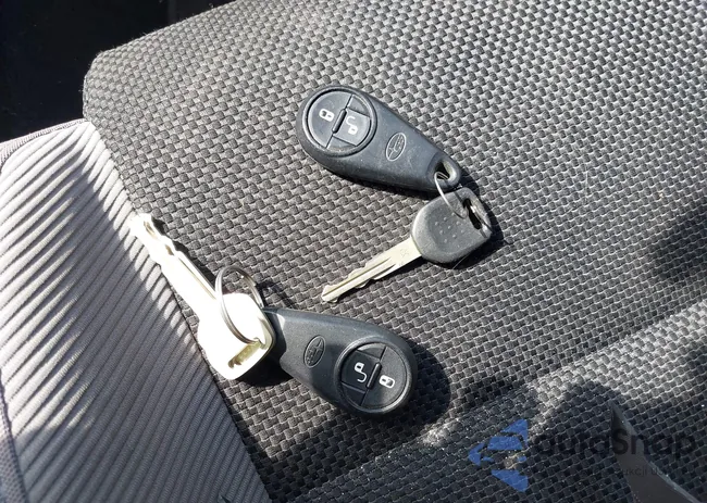 JF1GD67686G507346: 42937453