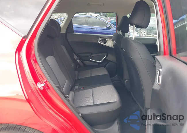 KNDJ23AU6S7245347: 42938626