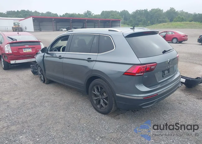 3VV3B7AX3RM155374: 42939012