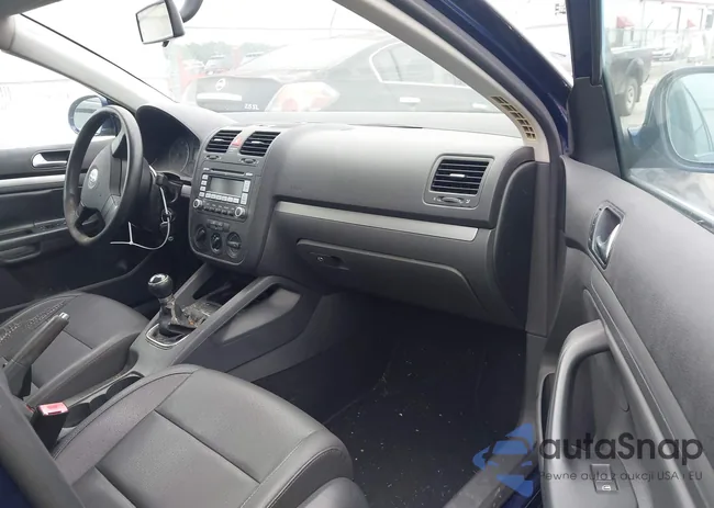 3VWSF71K87M045675: 42939056