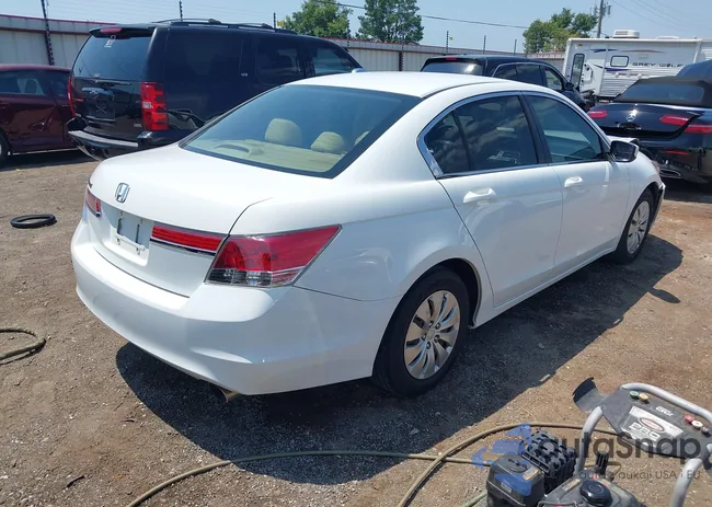 1HGCP2F34CA067593: 42939074