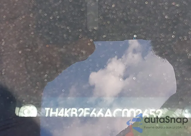 JH4KB2F66AC002652: 42938262