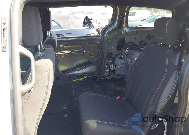 2C4RC1FGXPR555577: 42938334