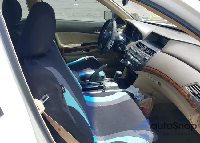 1HGCP36809A050333: 42938372