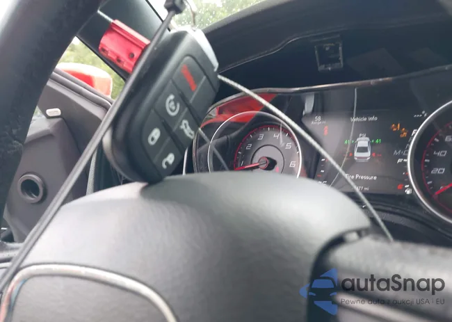 2C3CDXGJ8HH513713: 42939653