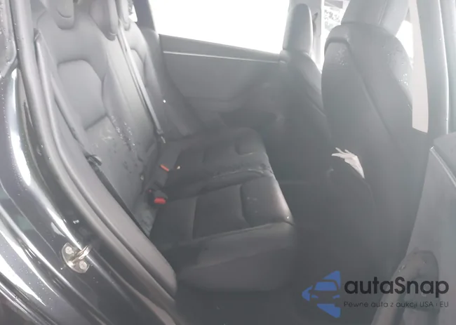 5YJ3E1EB6RF802064: 42939659