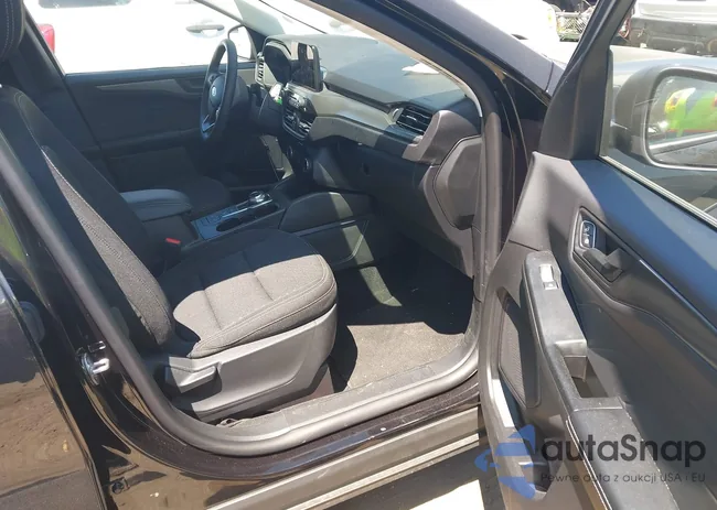 1FMCU9GN2SUB23300: 42939890