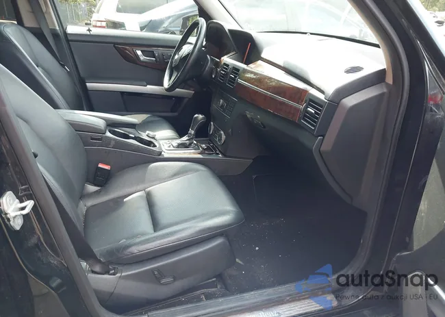 WDCGG8HB8BF595723: 42939916