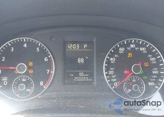 1VWAT7A33FC010281: 42940095