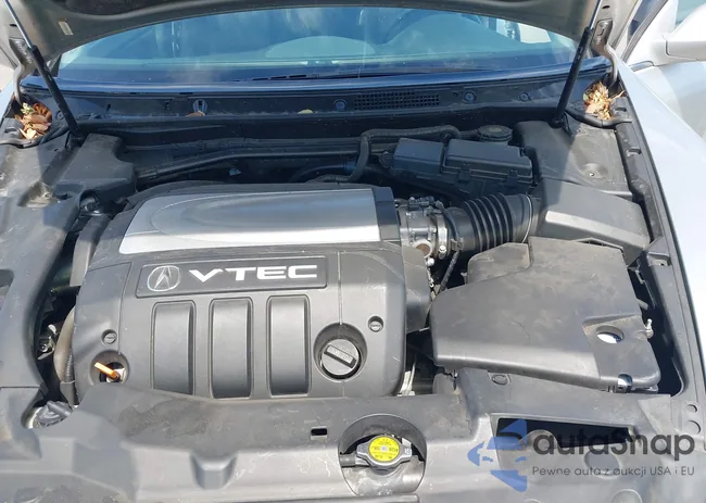 JH4KB16595C008100: 42940174