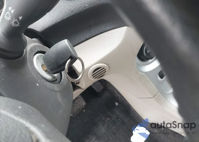 3FADP4BJ8GM153393: 42940679