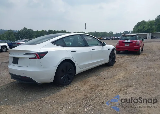 5YJ3E1EA5RF830431: 42940850