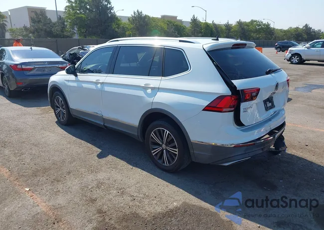 3VV3B7AX7JM072101: 42940963