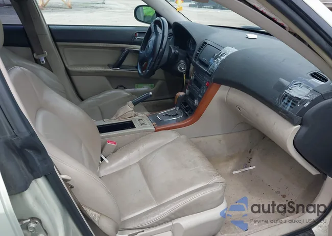 4S4BP62C757380155: 42941048