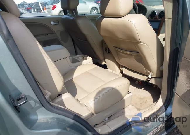 1FMDK03135GA70229: 42941153