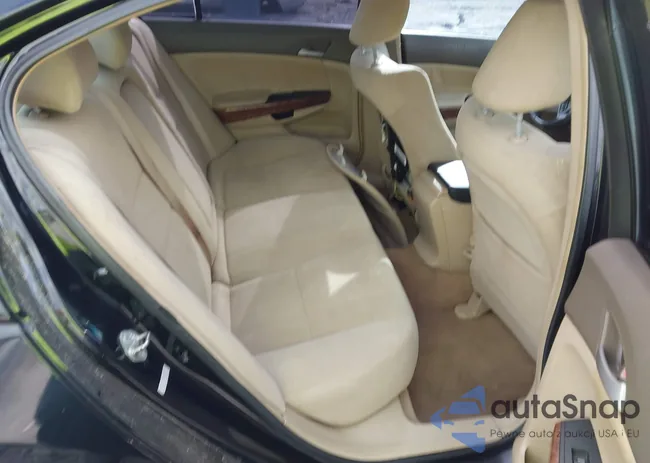 1HGCP36888A067248: 42941218