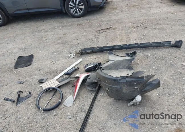 1N4AL3AP5FC596132: 42940570