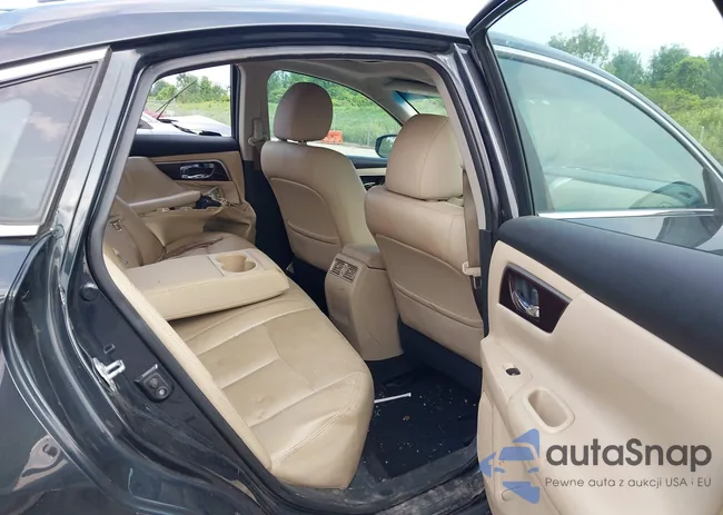 1N4AL3AP5FC596132: 42940570