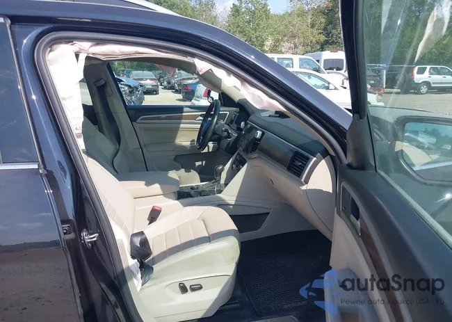 1V2NR2CA9KC536117: 42941850