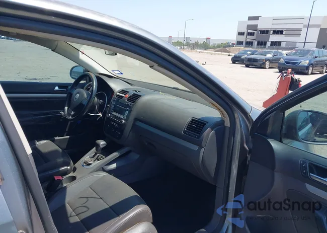 3VWRM71K49M012843: 42941856