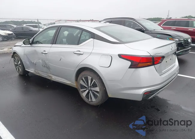 1N4BL4DV2NN380049: 42942164