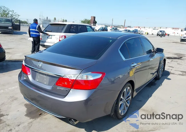 1HGCR2F50DA267089: 42941329