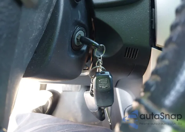 2T1BU40E89C117747: 42942657