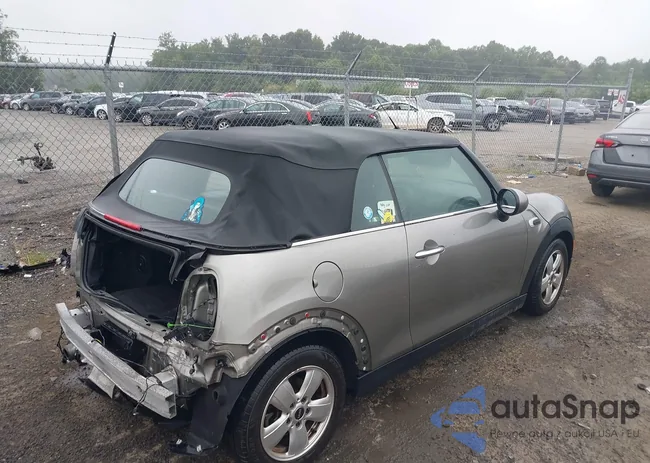 WMWWG5C52G3A83417: 42942678